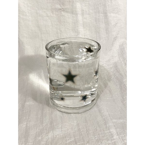 Black star glass mug (gloss)