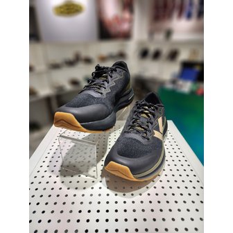 KEEN [여주점] [WK500]카키 남성 런닝화_KNSO5F470K3