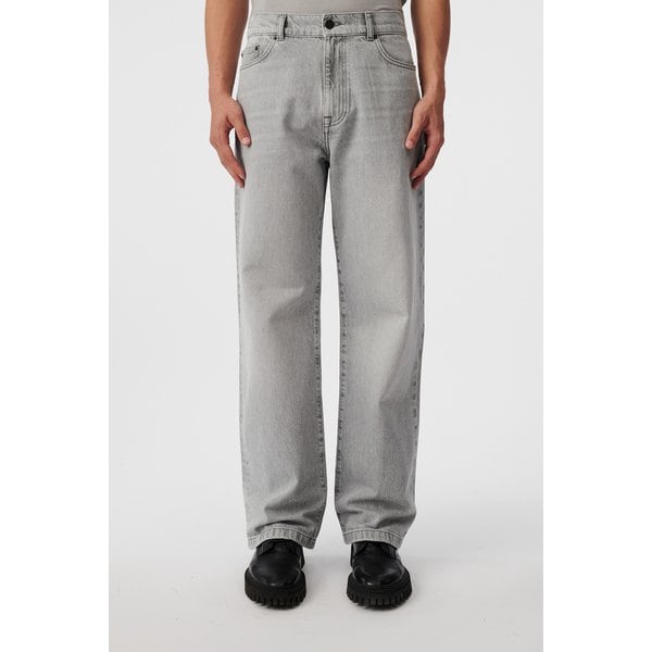 [여주점] [이로] 남성 ALLIA 데님 스트레이트 팬츠 IRPDS25001GYL