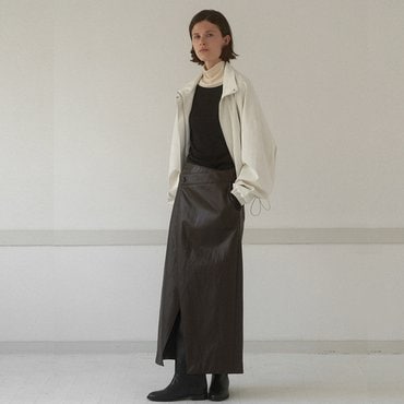 나인(Atelier Nain) [24FW]언발란스 레더 맥시 스커트(SK-4965)