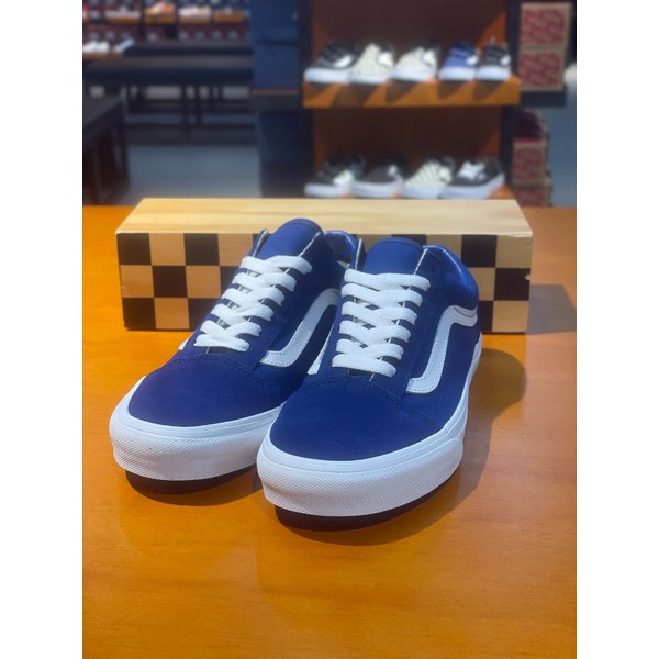 [여주점] (남여공용) 스니커즈 올드스쿨 스웨이드 베이직 (블루) (VN000D6W7WM)