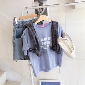 / 데얼이즈 레터링 크롭 반팔 티셔츠