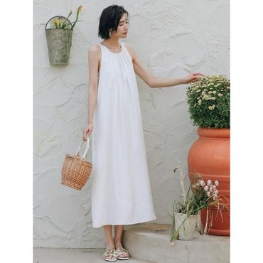 랭썬 LS_White halterneck sleeveless long dress