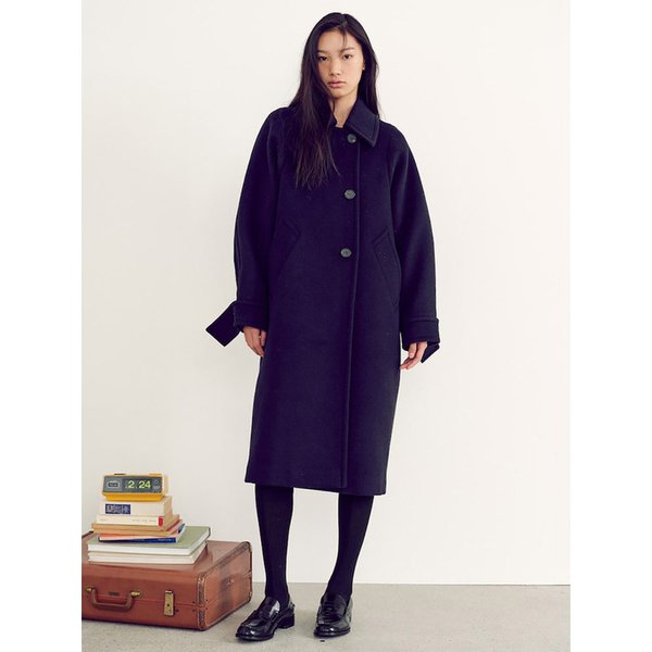 Signature Volume Silhouette Coat  Black (KE4X30M025)