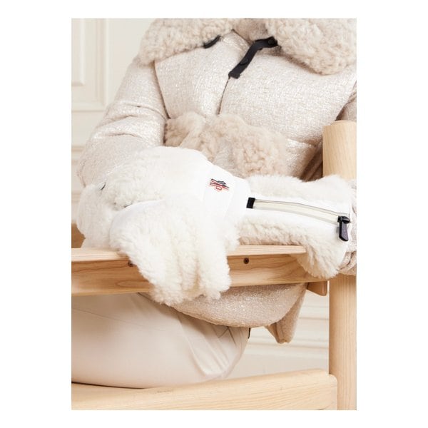 몽클레어 시어링 스웨이드 스키 장갑 크림 1647597340634055