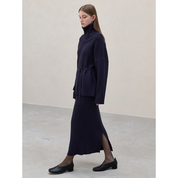 [세트] 라운드 터틀 니트 + 니트 롱 스커트 네이비 amr2208