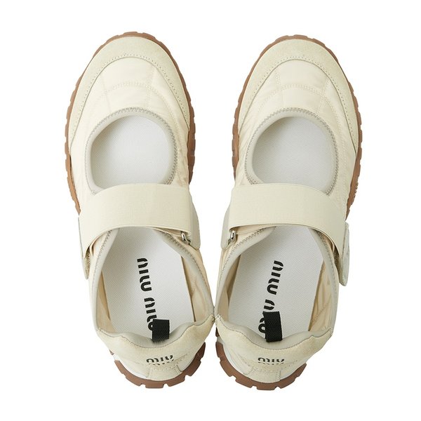 [부산점] 타이어 발레리나 여성 스니커즈  5F416E D7C F0304