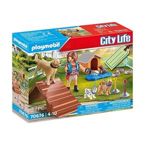 독일 플레이모빌 시티라이프 PLAYMOBIL City Life 70676 Dog Trainer Gift Set from 4 Years 143