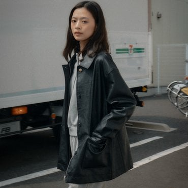 틸아이다이 Faux leather pocket jacket_Black