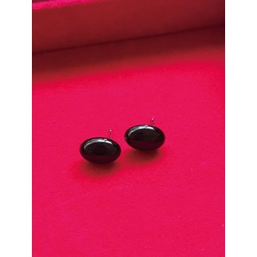 블랙 오닉스 스터드 이어링 Black onyx stud earrings