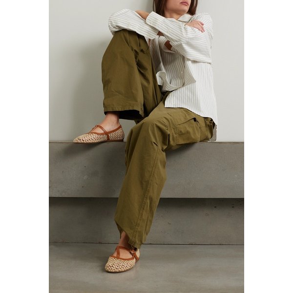 에어라티 가죽 트리밍 우븐 라피아 발레리나 플랫 뉴트럴 1647597325720671