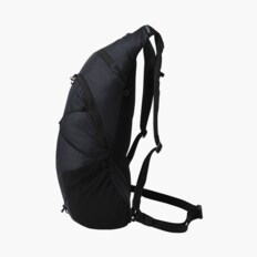 피크 15L 백팩 [블랙] 남녀공용 백팩 S243006SBP71 / LC2586000