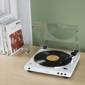 오디오테크니카 AT-LP60XBT WW 올화이트 블루투스 턴테이블