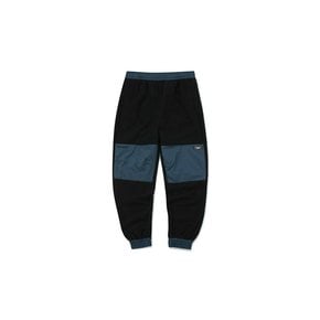 CU SIGNATURE LOGO FLEECE TECH PANTS 그레이시블루