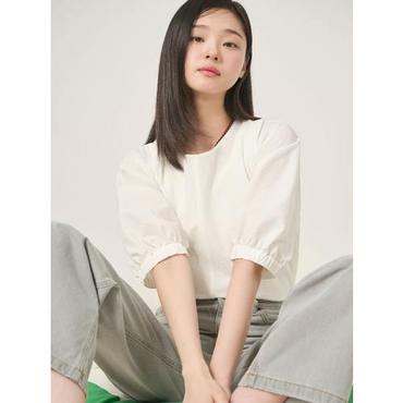 빈폴레이디스 25SS 시어서커 볼륨 탑 블라우스 - 화이트 BF5665C511