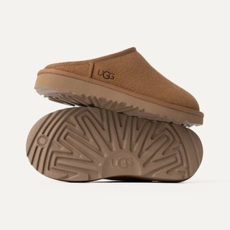 UGG 클래식 슬리퍼 빅키즈 체스트넛