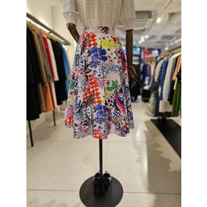 [파주점] A라인 볼륨프린팅 스커트 S262MSD013