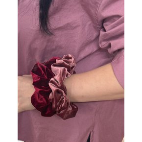 Red Heart Schrunch Set (2 pcs)