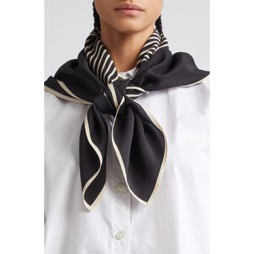 토템 4750391 TOTEME Monogram Silk Scarf 88086742