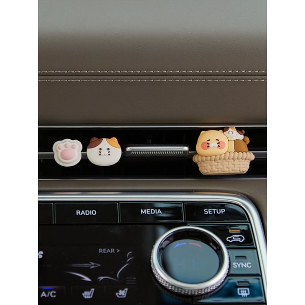 아기고양이 차량 송풍구 피규어_춘식이