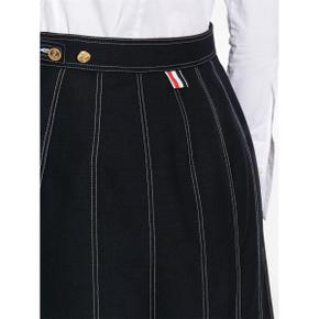 [톰 브라운] Midi skirt FGC402N00473415 Blue