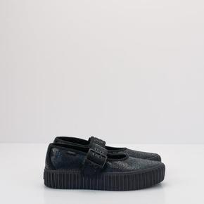 24FW 반스 플랫 슈즈 VN000D07BLK1 DOM