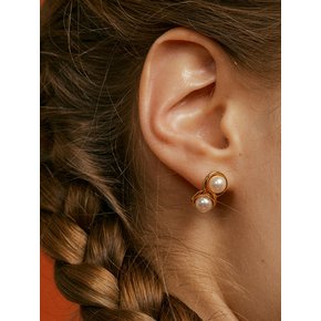 88 pearl Earrings