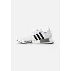 2281088 adidas 아디다스 오리지널 NMD R1 PRIMEBLUE UNI - 트레이너 화이트/코어 블랙/그레이