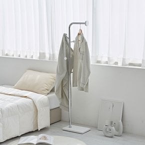 무브 1단 낮은 스탠드 이동식 옷걸이 크롬 행거 DF927253