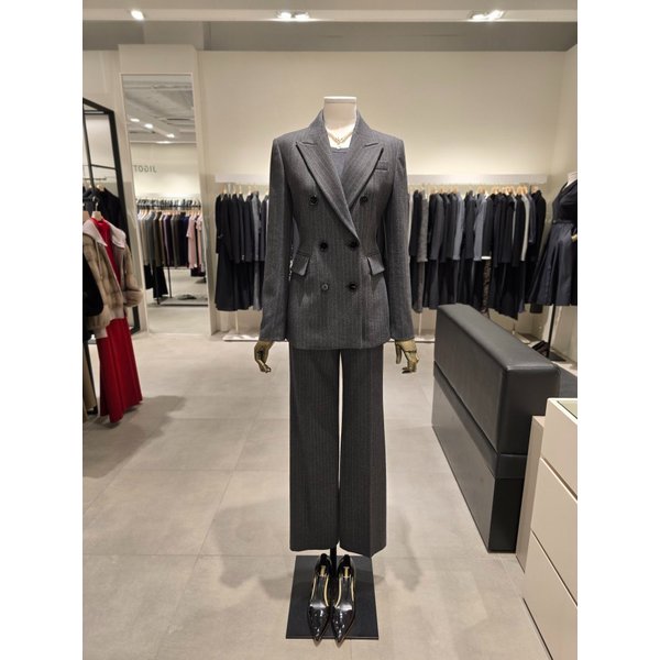 [파주점] 스트라이프 피크드 더블 자켓 JRCA0JK761