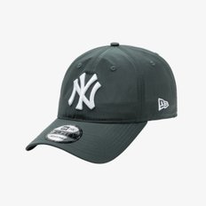 [스타필드하남] MLB 뉴욕 양키스 메탈 나일론 언스트럭쳐 볼캡 더스티 그레이 / 14205944