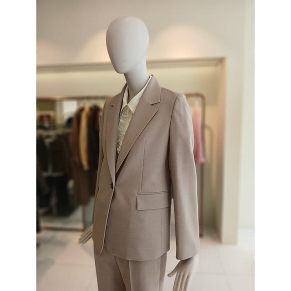 [여주점] 씨씨콜렉트 싱글버튼테일러드자켓 E262msf141