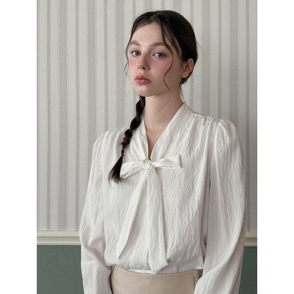 너드 타이 긴팔 블라우스