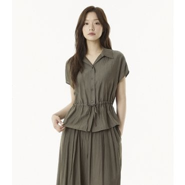 플라스틱아일랜드 허리스트링 오픈카라 블라우스 (PR2WB564)