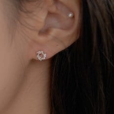 24F/W EG378 ROUND LEAF EARRING