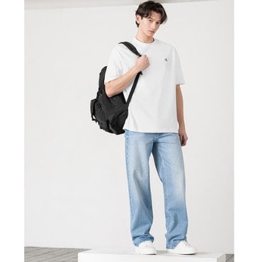 Calvin Klein Jeans 남성 배기핏 라이트블루 스톤워시 데님(4RB919G)
