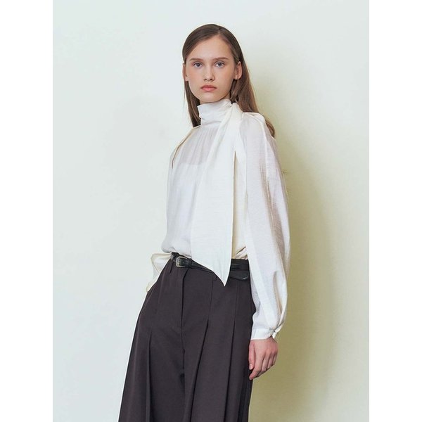 RTF FLAPPED SCARF BLOUSE _2COLORS