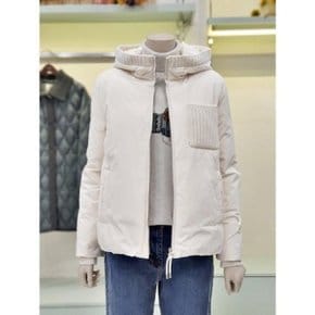 BCBG 세이브존02 포켓 포인트 후드 구스다운 점퍼  B4D9Y972