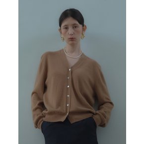 캐시미어 블렌드 홀가먼트 브이넥 가디건 카멜 LF26005CD03CM