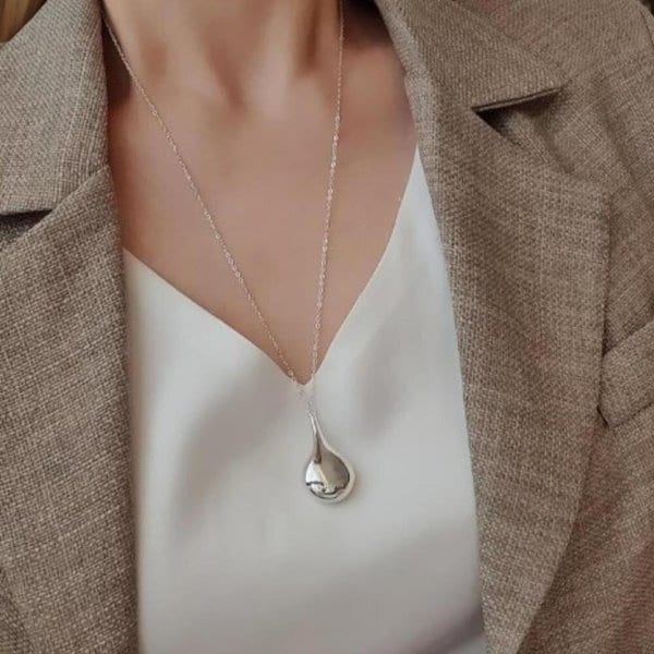 [옷자락] 여성 물방울 형태의 롱 드롭 패션 목걸이