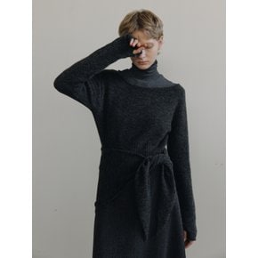 soft turtleneck (charcoal)