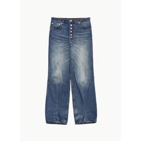 에드워드커밍 26SS Drop Dart Volume Jean, Aged Light Blue