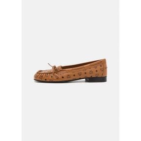 5054975 MCM Moccasins - cognac