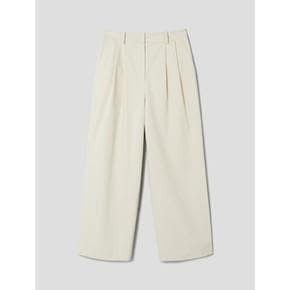 [정상가139,000원] Two Tuck Chino Pants  Butter (WE3321T640)