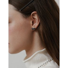 Minimal Cubic Ribbon Earrings (L244MER040)