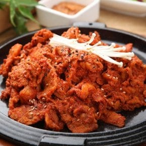 국내산 돼지고기 매콤 제육볶음 250g 밀키트 간편요리