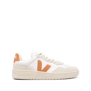 23FW 베자 스니커즈 VD2003389EXTRAWHITE UMBER White