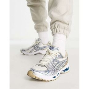 Gel Kayano 14 트레이너 운동화 인 크림 화이트 앤 실버 9502544