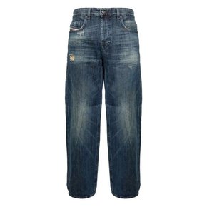 26SS 디젤 2001 D 매크로 릴렉스 핏 데님 팬츠 A115980ADBZ01  DOM