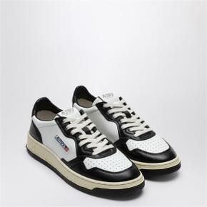 [오트리] Mens Sneakers AULMWB01 3073877